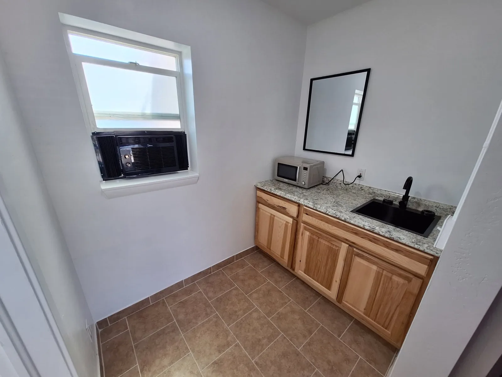 Twin Falls Motel room, 2152 Kimberly Rd, Twin Falls, ID